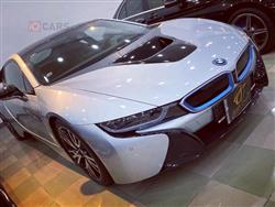 بي ام دبليو i8